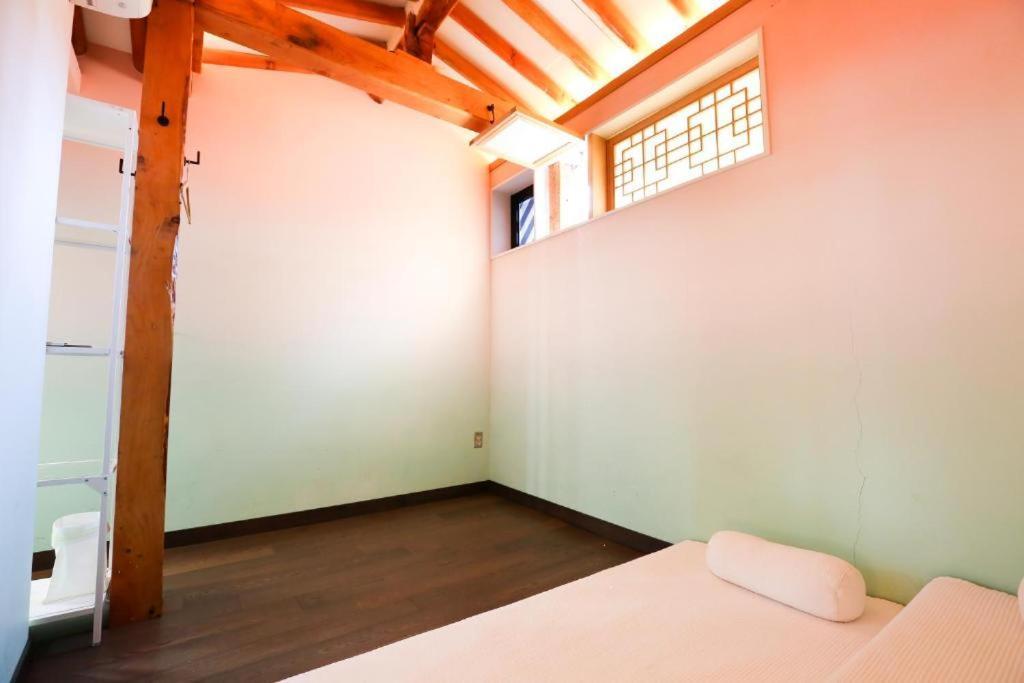 'Hanok Hanok' Boutique Stay Seoul - 2Min From Gyeongbokgung Palace Station Esterno foto